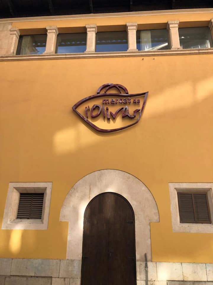 59921388_671875179900697_7133301510212943872_n.jpg